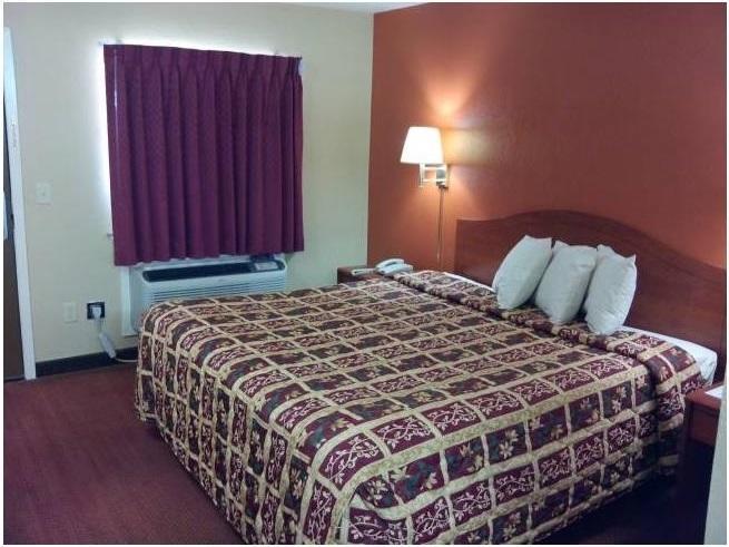 Deluxe Inn Stamford 部屋 写真